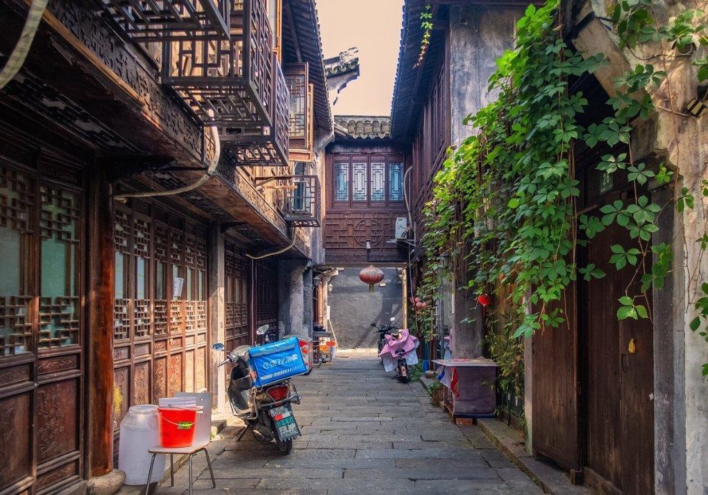 小蓝球向上跳
